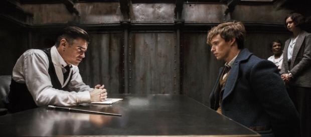 Animali Fantastici e Dove Trovarli: Eddie Redmayne e Colin Farrell ... - badtaste.it Animali Fantastici e Dove Trovarli: Eddie Redmayne e Colin Farrell ... - badtaste.it