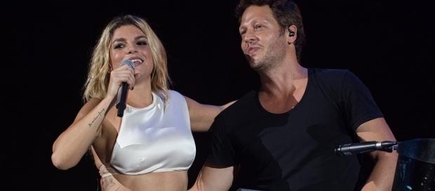 Gossip: Emma Marrone innamorata di Massimo, il suo tastierista? Gossip: Emma Marrone innamorata di Massimo, il suo tastierista?