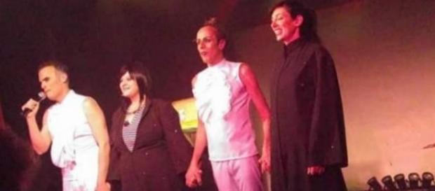 Se trata de tres comediantes más invitados Se trata de tres comediantes más invitados