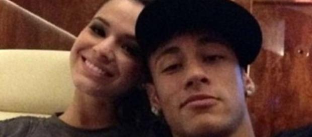 Bruna Marquezine e Neymar reataram namoro Bruna Marquezine e Neymar reataram namoro