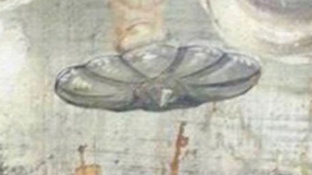 Il presunto UFO dell'affresco medievale.