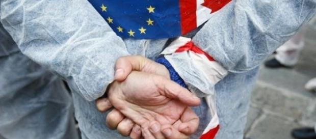 L'UE et le Canada font une faveur à la Wallonie L'UE et le Canada font une faveur à la Wallonie