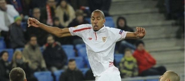 N'Zonzi en un partido con el Sevilla N'Zonzi en un partido con el Sevilla