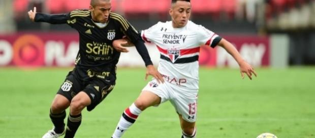 Técnico critica pênalti contra Ponte: "Não seria marcado do outro lado..." Técnico critica pênalti contra Ponte: "Não seria marcado do outro lado..."