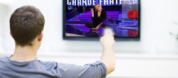 Guida Tv stasera 24/10/2016: L'allieva e GF VIP Guida Tv stasera 24/10/2016: L'allieva e GF VIP