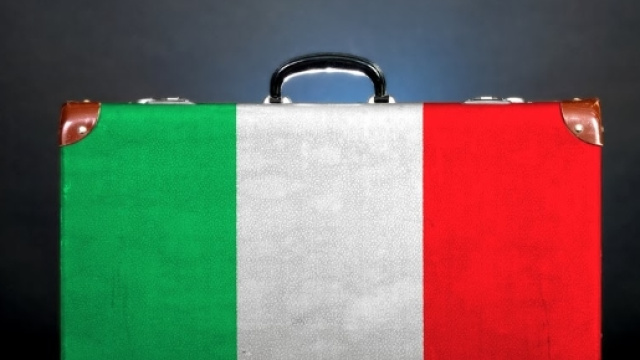 Italiani con la valigia in mano secondo l'Istat.
