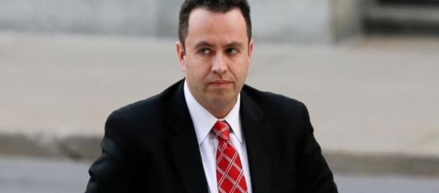 Jared Fogle Sentenced to 15 Years in Prison - ABC News - go.com Jared Fogle Sentenced to 15 Years in Prison - ABC News - go.com