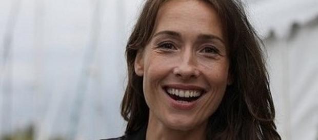 L' Actrice Annelise Hesme au Festival de la Fiction TV à La Rochelle en 2016 (Photo : Globetrotteur17, sous licence CC BY-SA 2.0) L' Actrice Annelise Hesme au Festival de la Fiction TV à La Rochelle en 2016 (Photo : Globetrotteur17, sous licence CC BY-SA 2.0)