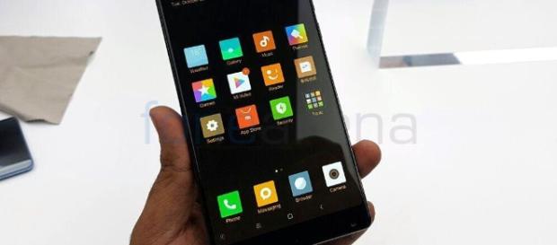 Xiaomi Mi MIX designé par Philippe Starck Xiaomi Mi MIX designé par Philippe Starck