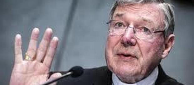Abusi sui bambini, cardinale George Pell interrogato dalla Polizia australiana Abusi sui bambini, cardinale George Pell interrogato dalla Polizia australiana