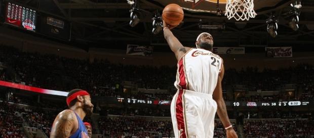 Cavs estrearam com vitória em casa Cavs estrearam com vitória em casa