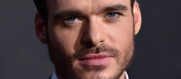 Richard Madden, da Robb Stark in Trono di Spade ai Medici Richard Madden, da Robb Stark in Trono di Spade ai Medici