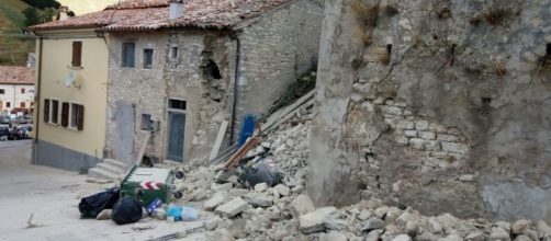 Terremoto, violenta scossa di magnitudo 6.5