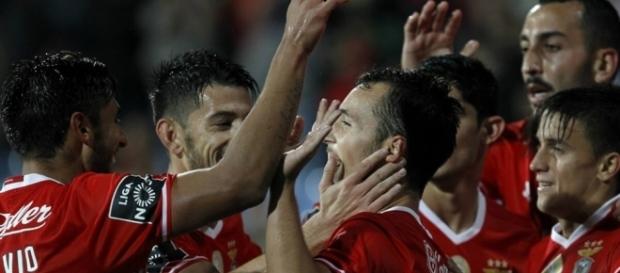 O Benfica procura a sétima vitória seguida no campeonato português O Benfica procura a sétima vitória seguida no campeonato português