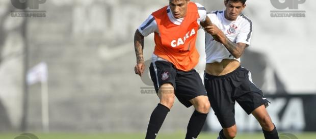 Zagueiro Pedro Henrique ganha vaga na zaga Zagueiro Pedro Henrique ganha vaga na zaga