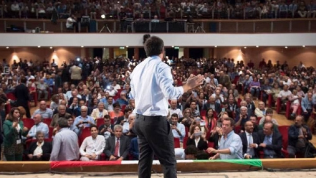 Il presidente del Consiglio, Matteo Renzi