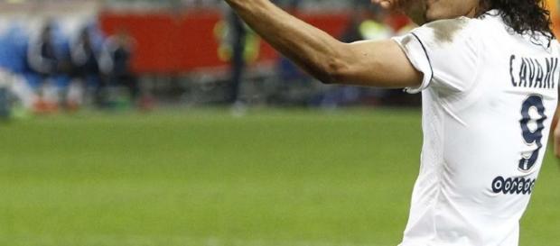 Cavani décisif pour le PSG des Qataris à Lille lemonde.fr Cavani décisif pour le PSG des Qataris à Lille lemonde.fr