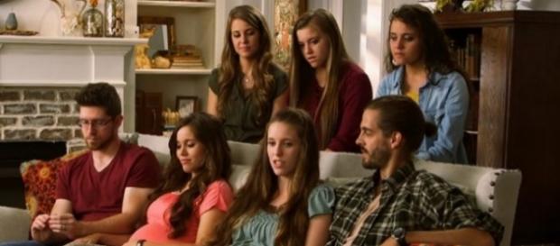 "Counting On" stars reveal strict dating policy enforced by dad Jim Bob Duggar. (Photo Credit: TLC) "Counting On" stars reveal strict dating policy enforced by dad Jim Bob Duggar. (Photo Credit: TLC)