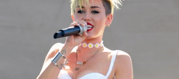 Miley Cyrus, los 23 años de la famosa más atrevida y escandalosa Miley Cyrus, los 23 años de la famosa más atrevida y escandalosa