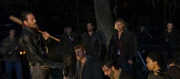 Walking Dead Season 7 premiere: Rick's alive, but will he lose a hand? - mashable.com Walking Dead Season 7 premiere: Rick's alive, but will he lose a hand? - mashable.com