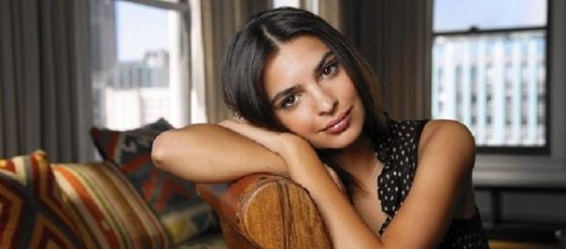 Emily Ratajkowski Hackerata: è tutta una Bufala? Emily Ratajkowski Hackerata: è tutta una Bufala?