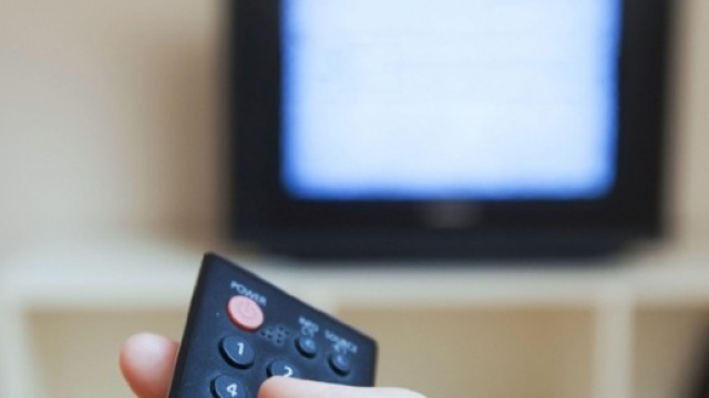 Guida Tv Rai e Mediaset di stasera 29 ottobre 2016