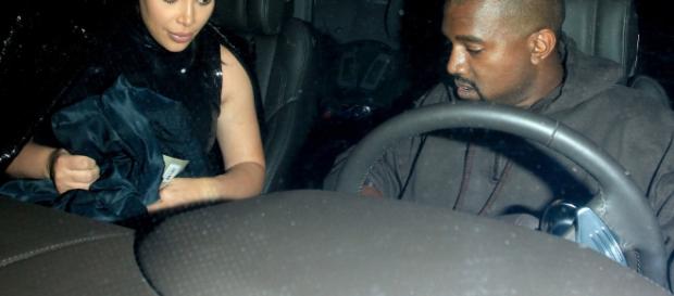 Cele|bitchy | Kim Kardashian is still living with her mom ... - celebitchy.com Cele|bitchy | Kim Kardashian is still living with her mom ... - celebitchy.com