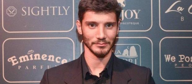 Gossip: compleanno da single per il chiacchierato Stefano De Martino. Gossip: compleanno da single per il chiacchierato Stefano De Martino.