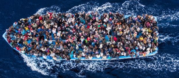 Migranti: circa 6mila profughi sbarcati in Sicilia - reporternuovo.it Migranti: circa 6mila profughi sbarcati in Sicilia - reporternuovo.it