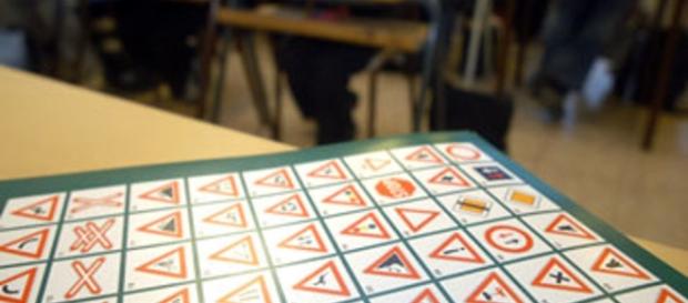 Patente di guida: truccavano esami teorici, arresti Patente di guida: truccavano esami teorici, arresti