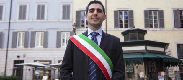 Pizzarotti sospeso dal M5S | Arrestato il ginecologo Severino ... - corriere.it Pizzarotti sospeso dal M5S | Arrestato il ginecologo Severino ... - corriere.it