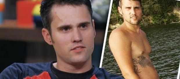 Teen Mom's Ryan Edwards Goes Shirtless! See Maci Bookout's Ex ... - okmagazine.com Teen Mom's Ryan Edwards Goes Shirtless! See Maci Bookout's Ex ... - okmagazine.com