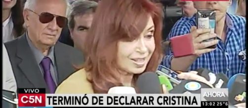 Cristina Kirchner acusada por lavado de dinero