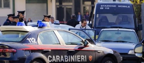 Sparatoria in un bar di Foggia, un morto e un ferito grave