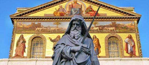 La Basilica San Paolo fuori le mura a Roma danneggiata dalla scossa. La Basilica San Paolo fuori le mura a Roma danneggiata dalla scossa.