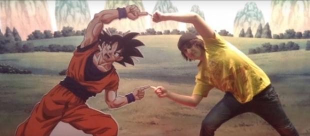 Porta haciendo la fusión con Goku Porta haciendo la fusión con Goku