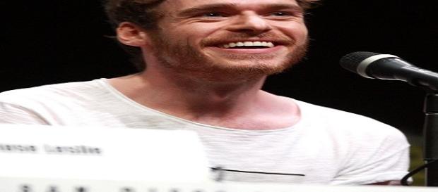 Richard Madden: nella realtà è tutt'altro che un rubacuori Richard Madden: nella realtà è tutt'altro che un rubacuori