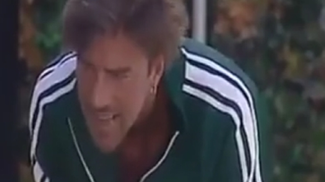 Andrea è scoppiato contro Elenoire.