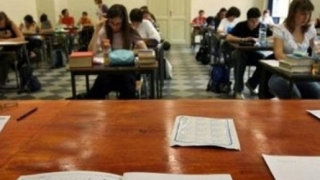 Ultime notizie scuola, domenica 30 ottobre 2016: mobilità docenti 2017/2018, cosa dice la legge 107?