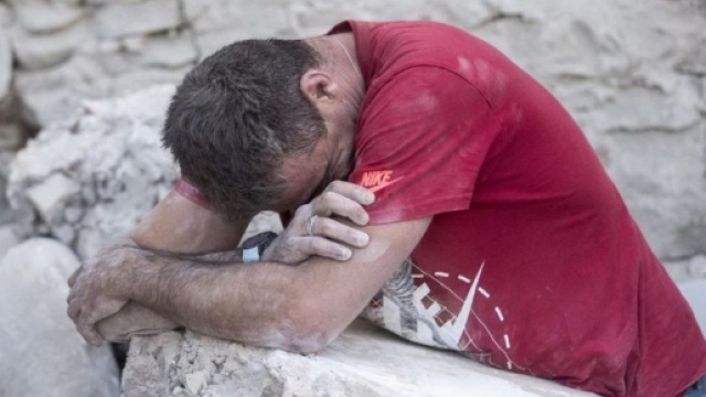 Il video del terremoto girato da alcuni cacciatori.