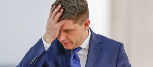 Czy Ryszard Petru w ogóle wie, co mówi? Czy Ryszard Petru w ogóle wie, co mówi?