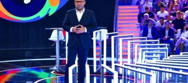 El Confesionario de JuanFran: Manipulaciones y un presentador que ... - blogspot.com El Confesionario de JuanFran: Manipulaciones y un presentador que ... - blogspot.com