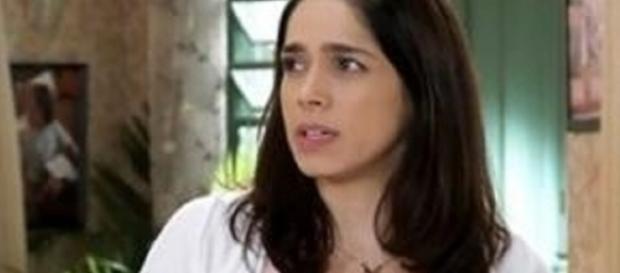 Shirlei se sacrifica por Carmela em 'Haja Coração' Shirlei se sacrifica por Carmela em 'Haja Coração'