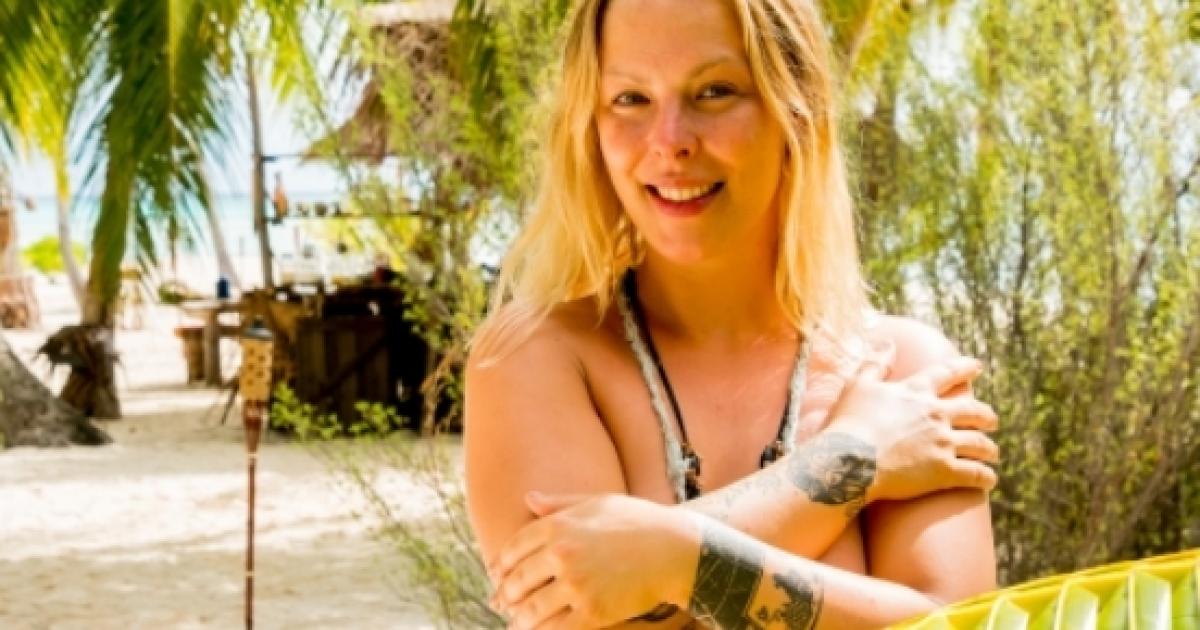 Eva bekommt zum Muttertag &comma Eva bekommt zum Muttertag &comma