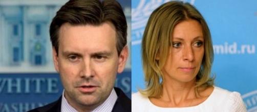 Accuse reciproche tra Josh Earnest e Maria Zakharova, portavoce della Casa Bianca e del Cremlino