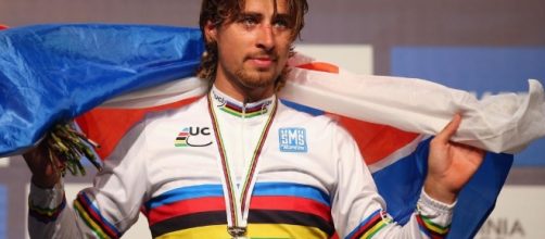 Peter Sagan con la maglia iridata.