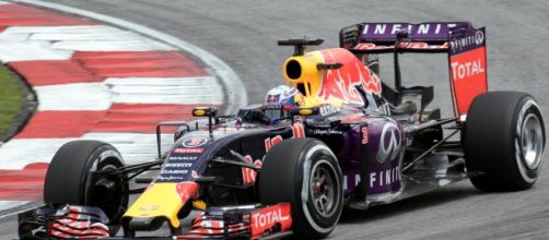 Ricciardo in Malesia: trionfo per la Red Bull!