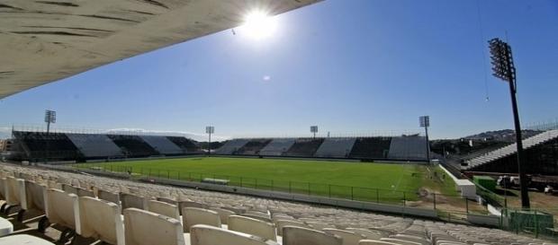 Arena Botafogo, na Ilha do Governador: palco do Fla-Flu do dia 13 de outubro (Foto: Globoesporte) Arena Botafogo, na Ilha do Governador: palco do Fla-Flu do dia 13 de outubro (Foto: Globoesporte)