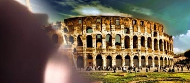 Brasileira sofre estupro coletivo em Roma Brasileira sofre estupro coletivo em Roma
