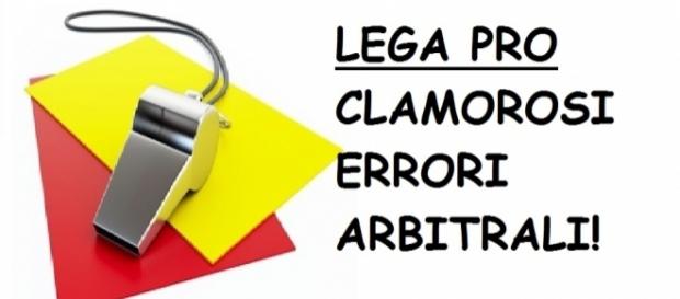 Due errori eclatanti in Lega Pro. Due errori eclatanti in Lega Pro.